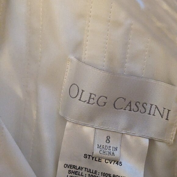 Oleg Cassini Ball Gown Wedding Dress with Beading - Ivory/Cream (Size 8) - Picture 4 of 8